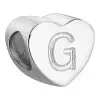 Product Afbeelding Voor en Achteraanzicht van onze prachtige hart letter bead uit de collectie sierletters en cijfers. Deze prachtige bedel met de letter G is gemaakt van 925 sterling zilver en is gegraveerd met de letter g in het hart.