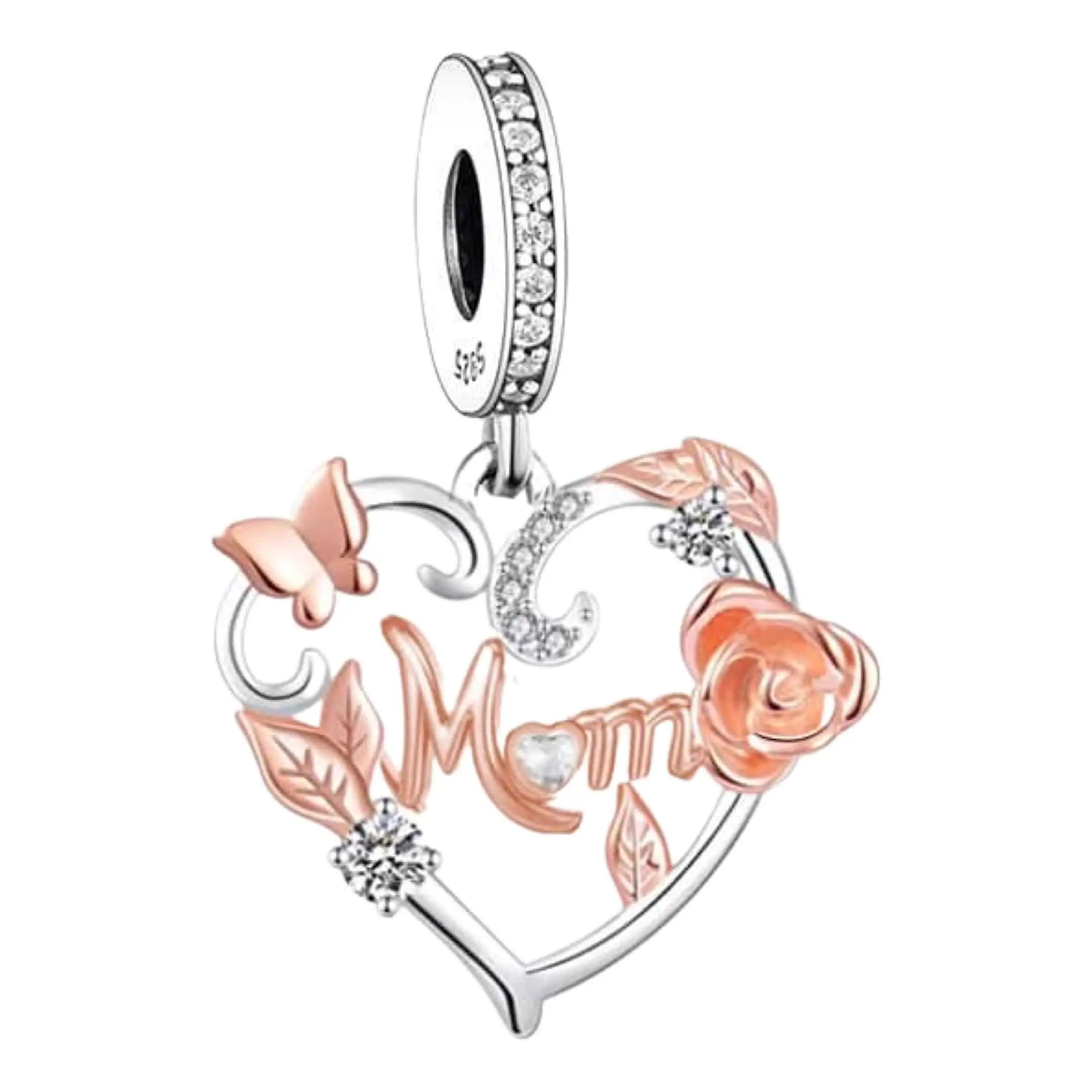 Product Afbeelding Vooraanzicht va onze nieuwe opengewerkte hart. Dit prachtige hartje heeft de tekst mom in het midden gemaakt van rose goud. Het hart is omringd door bloemen en vlinders wederom gemaakt van 925 sterling zilver met een laagje rose goud.