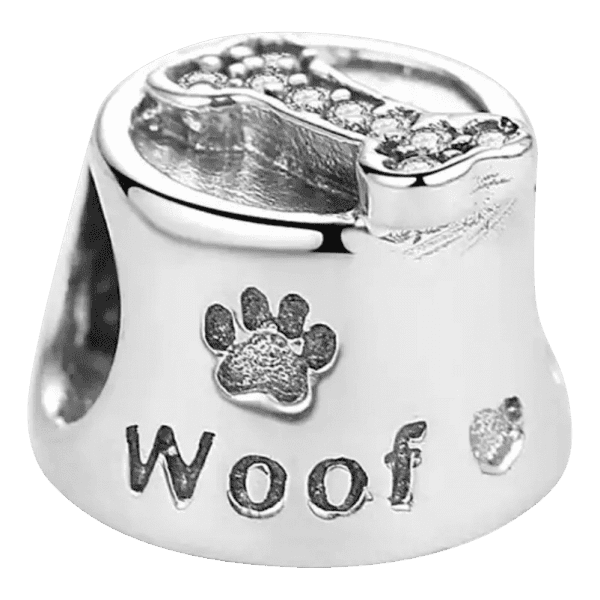 Product Afbeelding Vooraanzicht van onze nieuwe etensbak hond bedel. Prachtige bedel met mooie details die over een hond gaan. Lief botje aan de bovenkant van de bead ingelegd met zirkonia. Uiteraard is ook deze bedel gemaakt van 9225 sterling zilver
