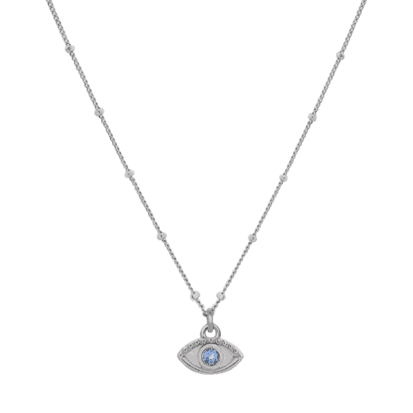 Voorkant foto van onze mooie ketting boos oog. Klein hangertje vast aan een ketting van 50 cm. Gemaakt van zirkonia en 925 sterling zilver.