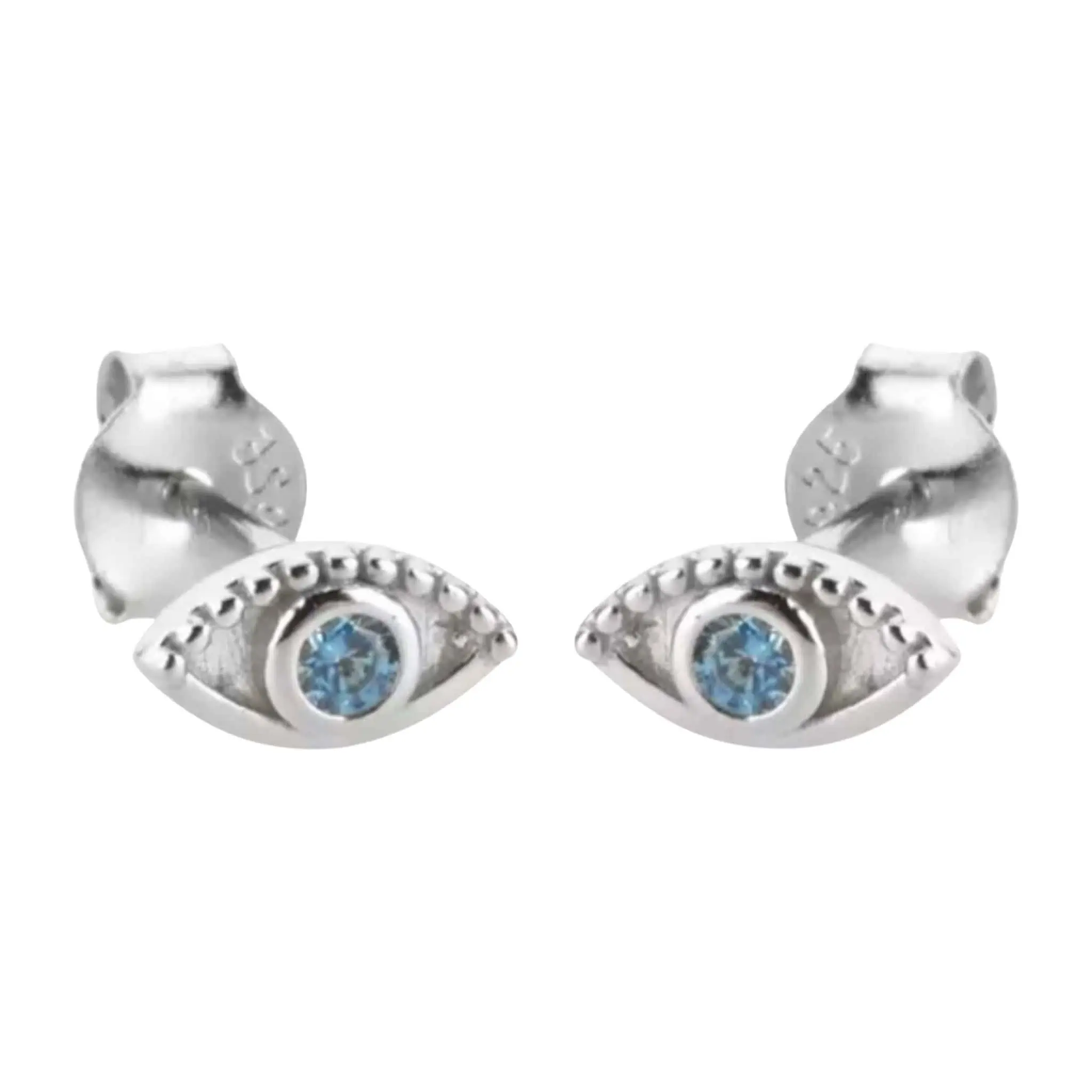 Product Afbeelding Vooraanzicht van onze lieve boze oog earstuds. Deze oorstekers zijn gemaakt van 925 sterling zilver en blauwe zirkonia steen.