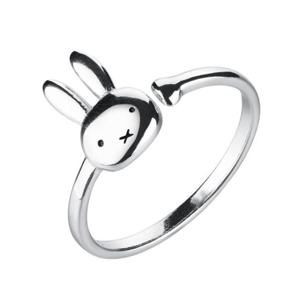 Product Afbeelding Vooraanzicht van onze prachtige verstelbare ring voor kinder. Prachtige nijntje snoet of hoofdje gemaakt van 925 sterling zilver met zwarte emaille als ogen en mond als kruis.