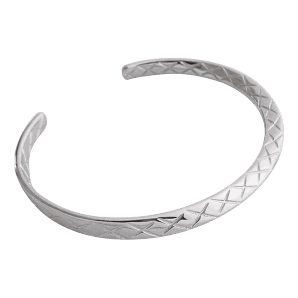 Product Afbeelding bovenaanzicht van onze mooie slaven armband met slangen patroon in 925 sterling zilver.
