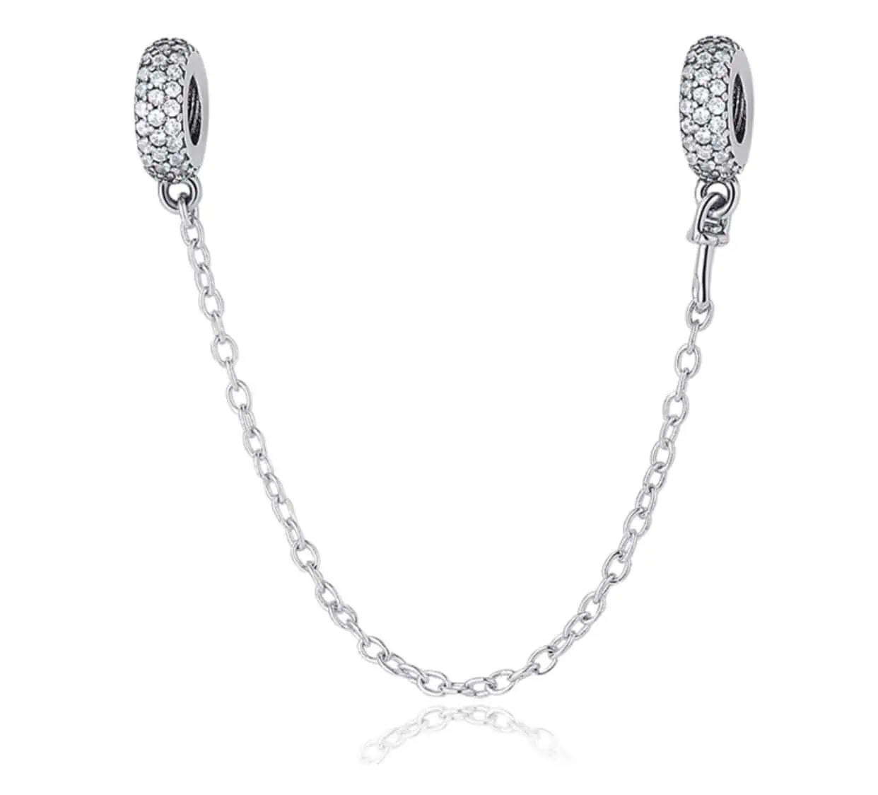 Product Afbeelding Voor en Achteraanzicht van onze rond met zirkonia veiligheidsketting. Deze ketting is gemaakt van 925 sterling zilver en beschermt je bedels van armbanden.